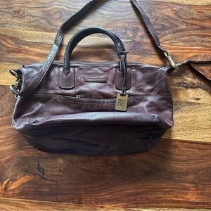 Frye Leather Brown Crossbody Satchel Bag Purse Tote Metal Tag